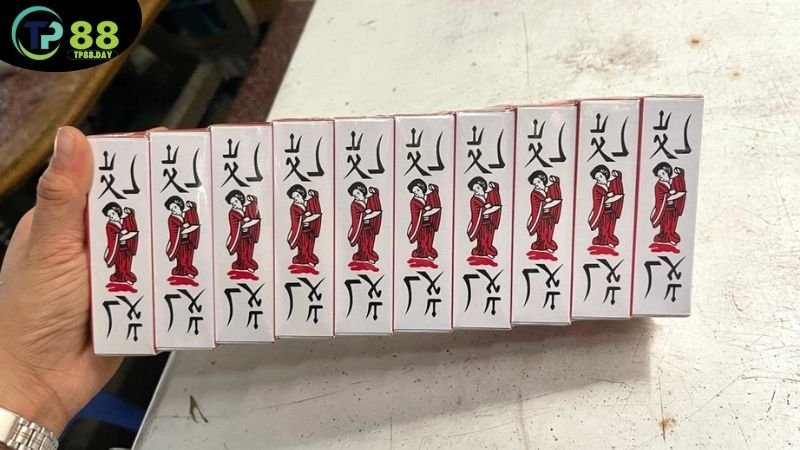 Cách chơi bài tổ tôm - Trò chơi dân gian hấp dẫn của Người Việt 6 chien-thuat-choi-bai-to-tom
