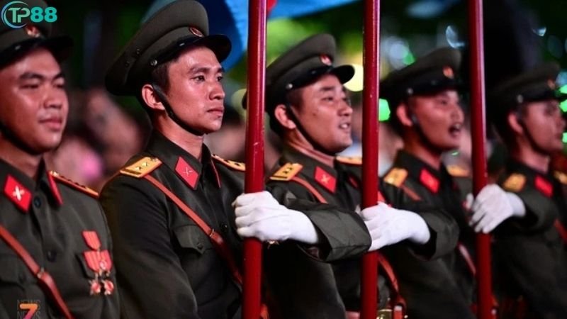 Nam Thần Quân Phục Lê Hoàng Hiệp Bị Chê... Quá Đẹp Trai 4 nam-than-quan-phuc-le-hoang-hiep-1