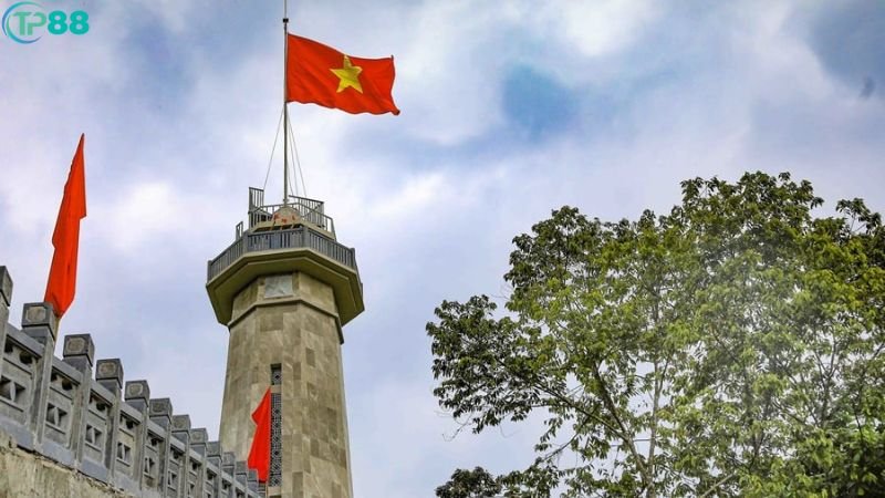 Khánh Thành Cột Cờ A Pa Chải - Biểu Tượng Thiêng Liêng Nơi Biên Giới Ba Nước 4 khanh-thanh-cot-co-a-pa-chai-1